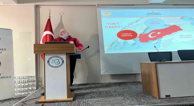 ADÜ Buharkent MYOda Güvenli Gençlik ve Güvenli Gelecek Semineri verildi