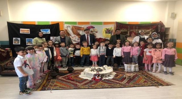 Afyonun yöresel yemeklerini minikler tanıttı