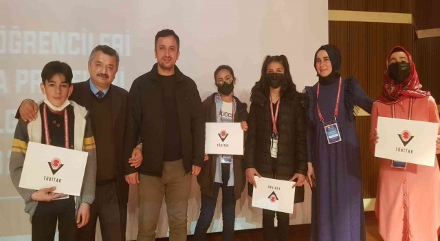 Ahmet Yesevi İmam Hatip Ortaokuluna iki ödül birden