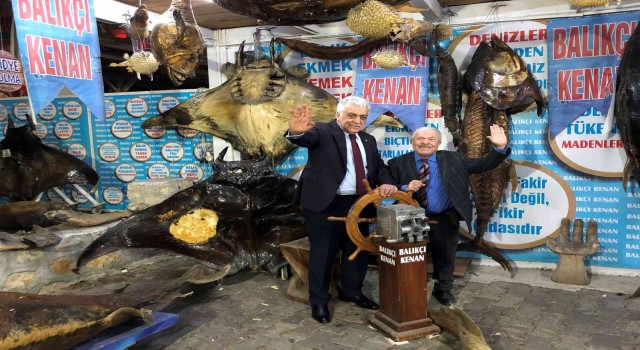 AK Parti Milletvekili Şamil Ayrım, mumya balıkları inceledi