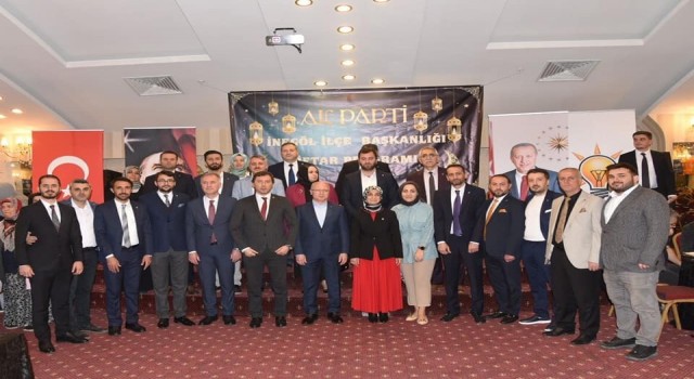 AK Parti teşkilatları millete hizmet sevdasıyla tek yürek çalışıyor