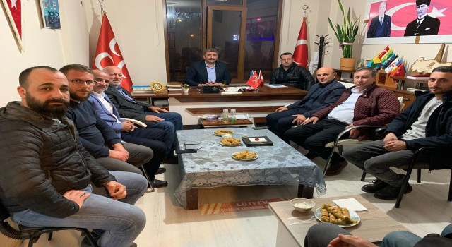 AK Partiden MHPye ziyaret