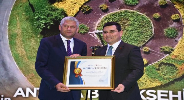 Akdeniz Belediyecilik Proje Yarışmasında Büyükşehire çevre ödülü