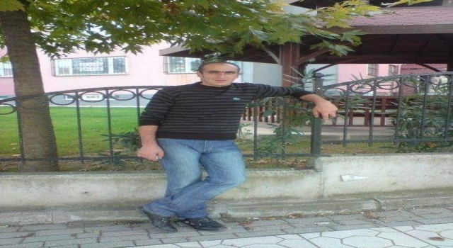 Akrabası olan komşusunu başından vurup öldürdü