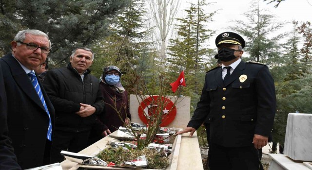 Aksarayda polis haftası etkinlikleri şehitlerin anılmasıyla başladı
