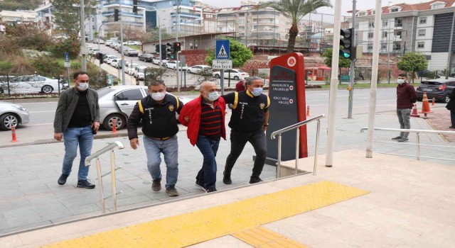 Alanyada eşini öldüren zanlı: “Vicdan azabı çekiyorum”