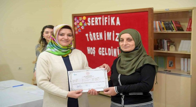 Altındağlı kadınlar sertifikalarına kavuştu