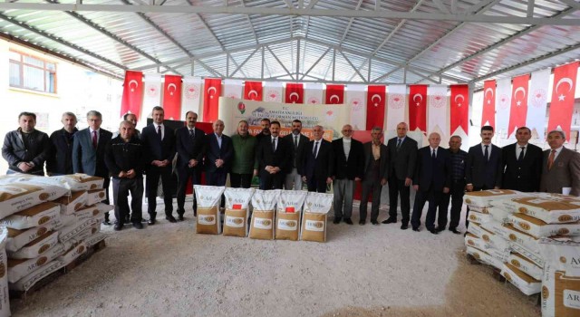 Amasya Valiliğinden soya üretimine destek: Çiftçilere 17 bin kilo soya tohumu dağıtıldı
