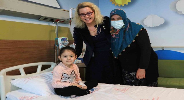 Ambulans uçağın getirdiği Asyaya çölyak hastalığı tanısı kondu