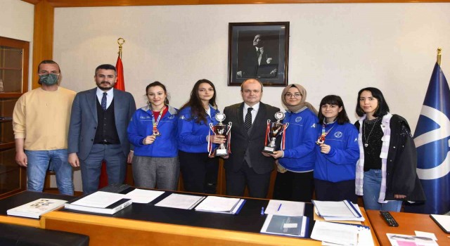 Anadolu Üniversitesi Taekwondo Takımından büyük başarı