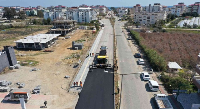 Anamurda yol yapım çalışmaları sürüyor