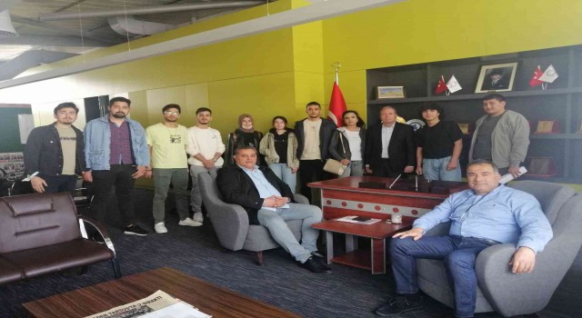 Ankarada okuyan Tarsuslu üniversite öğrencilerine burs
