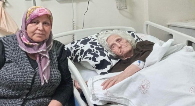 Anne ve kızının yüzünü Aymelek Derneği güldürdü