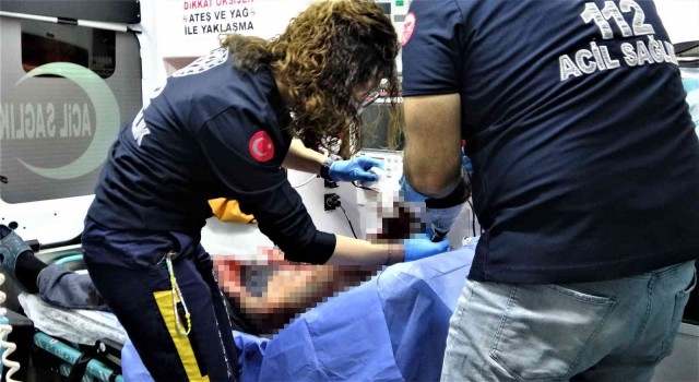 Antalyada öfkeli eski koca, eski eşine ve kocasına dehşeti yaşattı