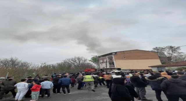 Arnavutköyde gecekondu yangını, ev sahibi sinir krizi geçirdi