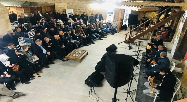 Aşık geleneğinin yaşatıldığı Bayburtta aşıkların atışması Ramazan gecelerini şenlendiriyor