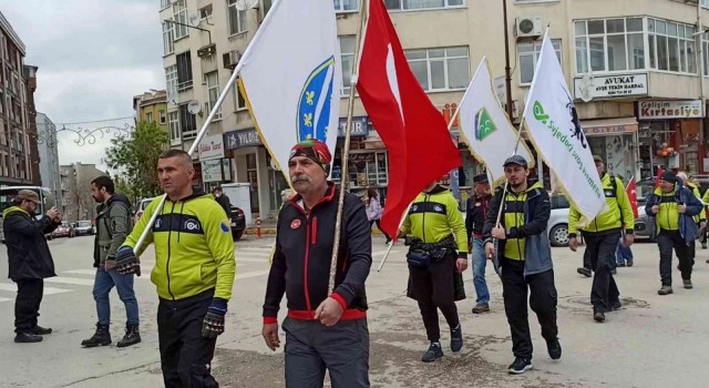 Atalarının izinde Saraybosnadan Çanakkaleye yürüyorlar