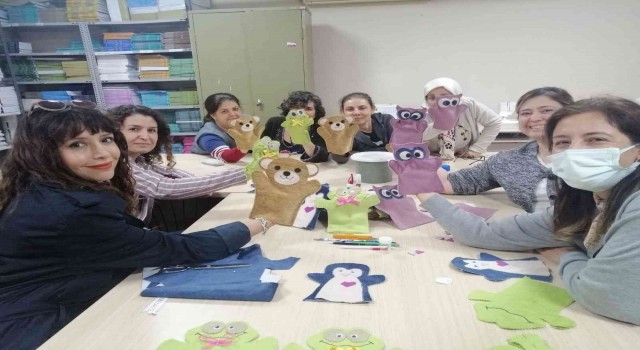 Atıklardan yapılan oyuncaklar çocukları sevindirdi