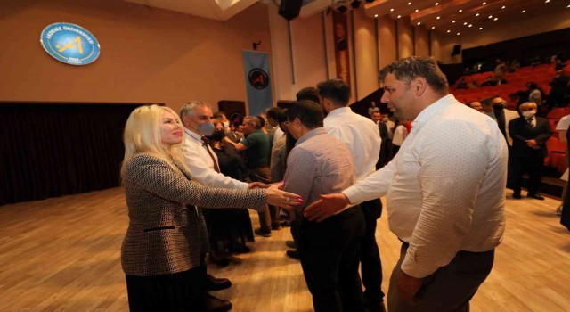 AÜde erken bayramlaşma