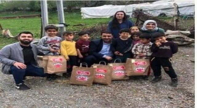 Avrupadaki vatan sevdalıları Bahçesarayda gönüllere dokundu