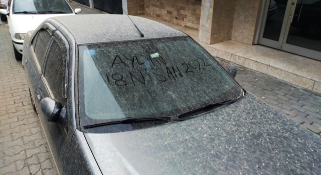 Aydına çamur yağdı, oto yıkamacılarda yoğunluk yaşandı