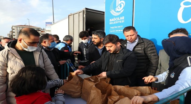 Bağcılarda 4 noktada 6 bin kişiye sıcak yemek
