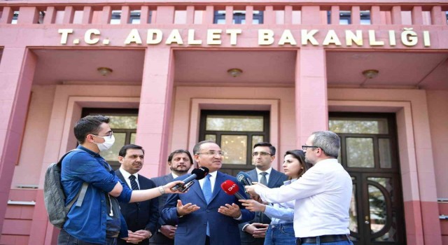Bakan Bozdağ: “Ne ABDnin ne de başka bir ülkenin Türkiyenin yargılaması ile ilgili söz söylemeye hakkı yoktur”