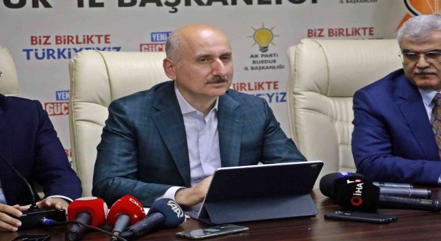 Bakan Karaismailoğlu: “Şehirleri birbirine bağlamakla kalmayacağız, dünyayı Türkiyeye bağlayacağız”
