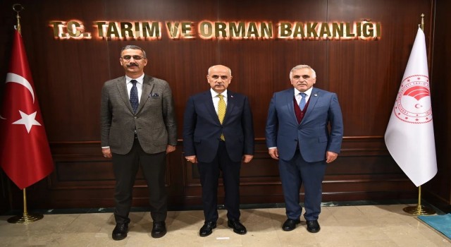 Bakan Kirişçiye fındık ve fındık üreticilerinin sorunlarını anlattı