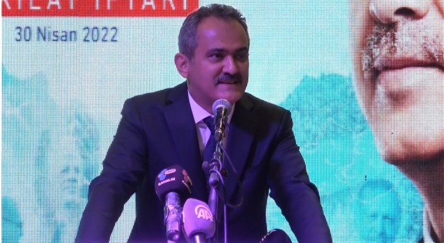 Bakan Özer: Her noktaya en ücra köşeye yatırımlar ulaştırıldı