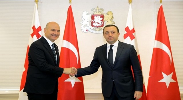 Bakan Soylu Gürcistan Başbakanı Garibaşvili ile görüştü