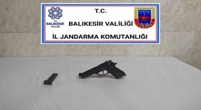 Balıkesirde jandarmadan 24 şahsa gözaltı