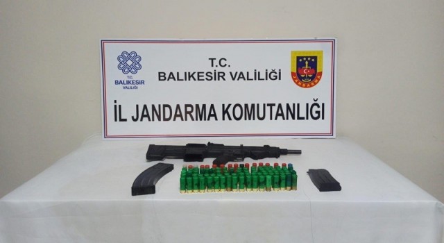 Balıkesirde jandarmadan huzur operasyonu