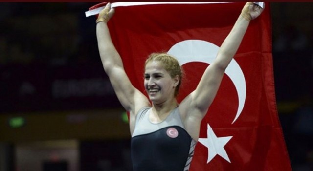 Bartın Üniversitesi mezunu milli sporcu Buse Tosun, Avrupa ikincisi oldu