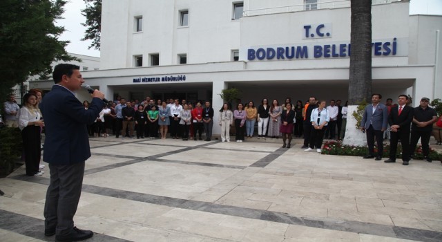 Başkan Aras, belediye personeli ile bayramlaştı