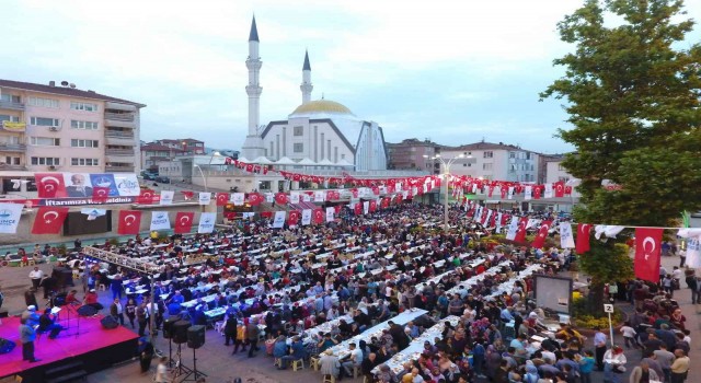 Başkan Aygün, vatandaşları iftara davet etti