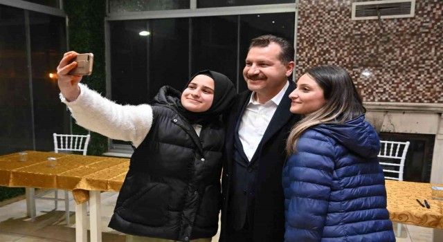 Başkan Başkan Yılmaz engelli Sabri ile sıkı dost oldu