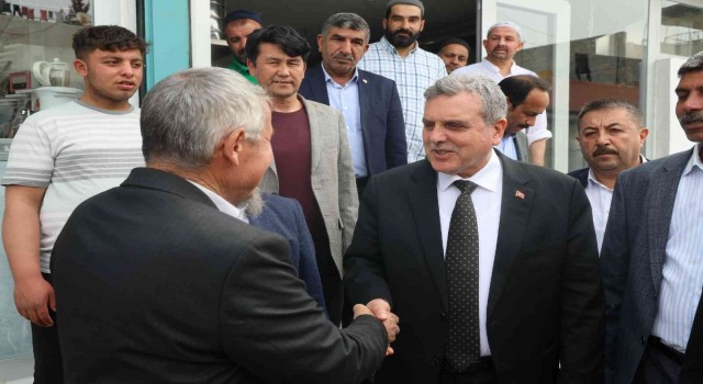 Başkan Beyazgül Ceylanpınar ve Viranşehirde temaslarda bulundu