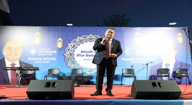 Başkan Böcekten çevre dostu çiftçi kart müjdesi