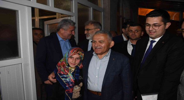 Başkan Büyükkılıç, Bünyanda açılışın ardından vatandaşlarla buluştu