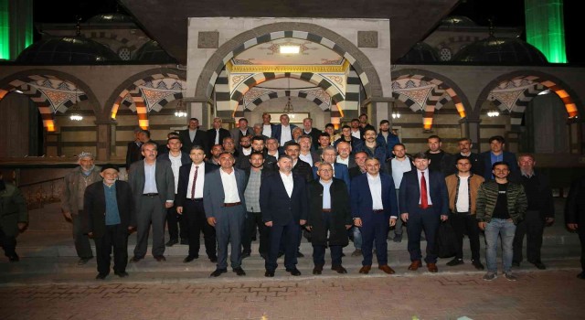 Başkan Büyükkılıç Develide Vefa İftarına katıldı