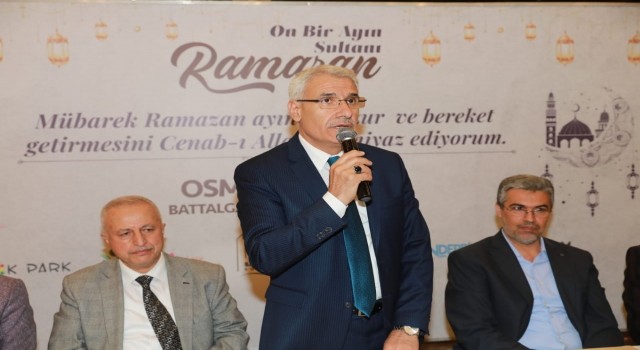 Başkan Güder, genç STK temsilcileri ile iftarda buluştu