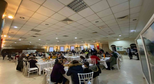 Başkan Soykan, roman vatandaşlarla iftarda buluştu