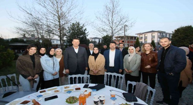 Başkan Soykan üniversite öğrencileri ile iftarda buluştu