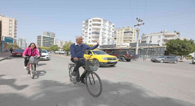 Başkan Tarhandan bisikletli denetim