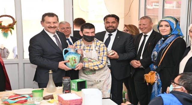 Başkan Yılmaz Erdekte vatandaşlarla buluştu