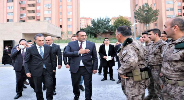 Başkan Yılmaz, emniyet mensupları ve şehit aileleriyle iftarda buluştu