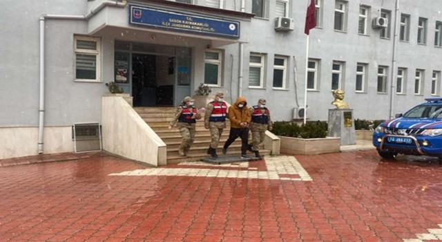Batmanda ev sahibini darp edip soygun yapan 4 şüpheli yakalandı
