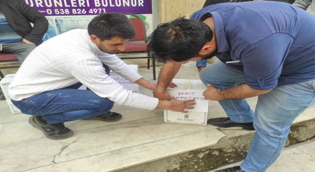 Batmanda şehitlerin adını taşıyan gıda kolileri yoksul ve yetim ailelere dağıtıldı