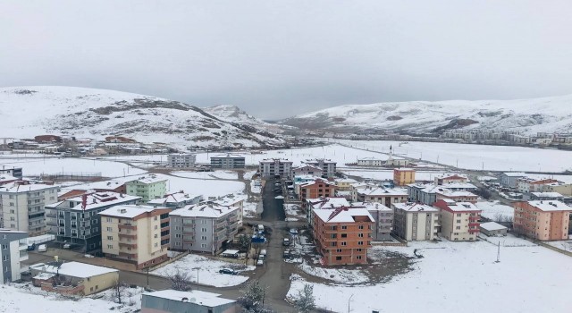 Bayburtta nisan karı yağdı!